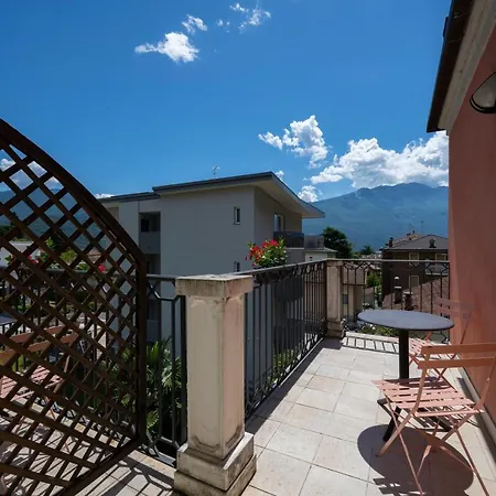 Bellaria Bed and Breakfast Ρίβα ντελ Γκάρντα